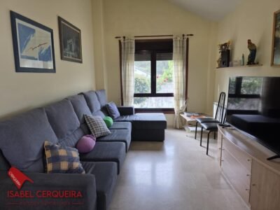 CASA DE PIEDRA EN TOMIÑO | 181 M², 4 DORMITORIOS Y AMPLIO JARDÍN PRIVADO