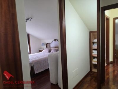 CASA DE PIEDRA EN TOMIÑO | 181 M², 4 DORMITORIOS Y AMPLIO JARDÍN PRIVADO