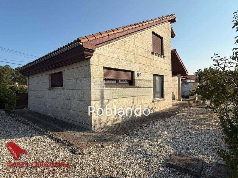 CASA DE PIEDRA EN TOMIÑO | 181 M², 4 DORMITORIOS Y AMPLIO JARDÍN PRIVADO
