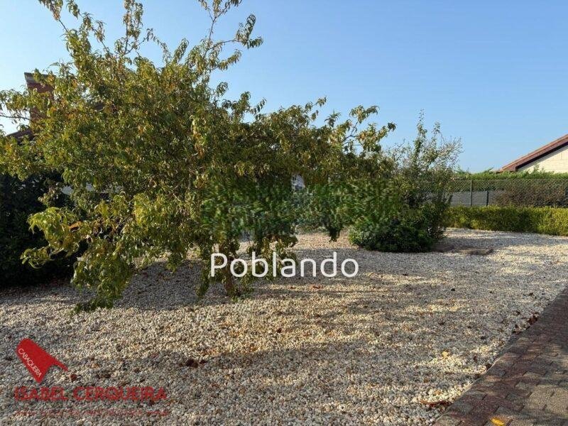 CASA DE PIEDRA EN TOMIÑO | 181 M², 4 DORMITORIOS Y AMPLIO JARDÍN PRIVADO — foto 27