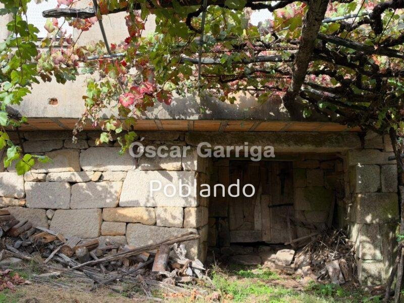 SE VENDE EN ROZADAS - VILLAMARÍN (OURENSE)