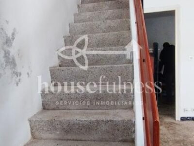 CASA CON TERRAZA EN O SEIXO - PARA REFORMAR -