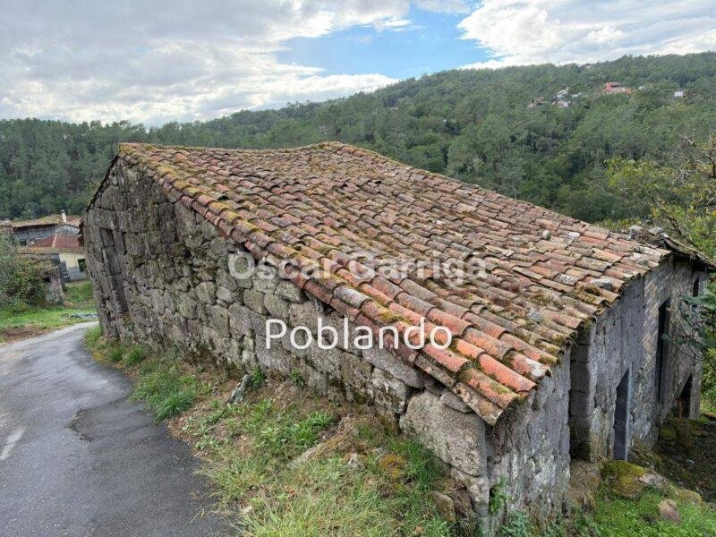 SE VENDE EN CIMA DE BARRA - A PEROXA (OURENSE)