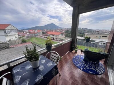 INVERSIÓN EN LA COSTA GALLEGA: EDIFICIO CON CUATRO APARTAMENTOS EN A GUARDA