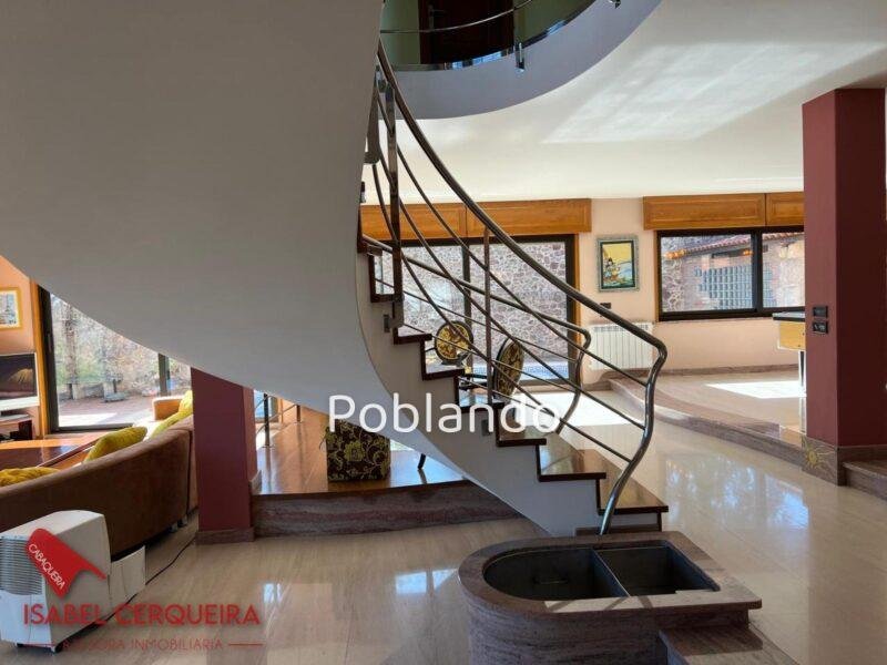 LUJO, PRIVACIDAD Y ESPACIO | CHALET DE 603 m² EN O ROSAL