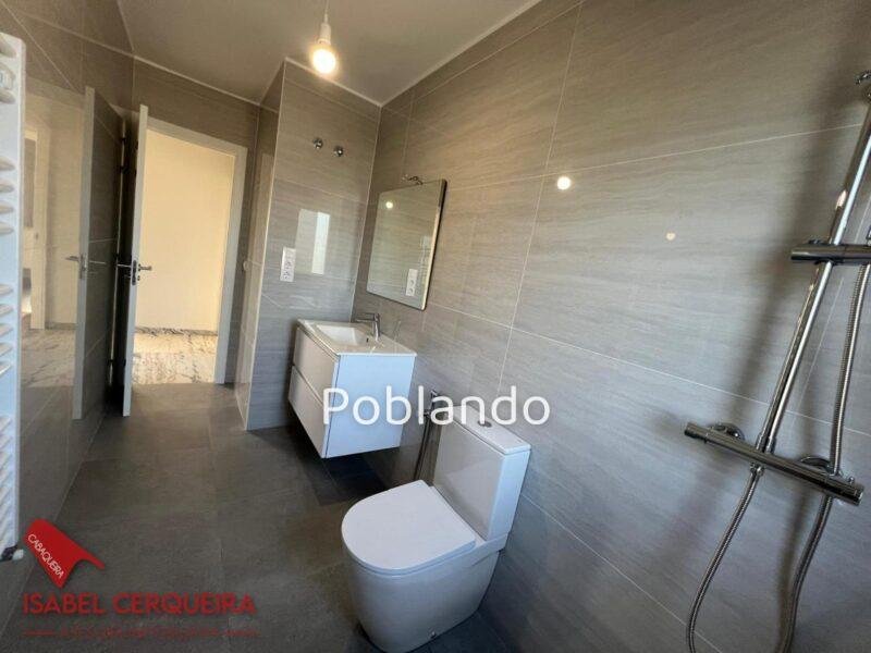 CHALET CON PISCINA, VIÑEDO, GRAN GARAJE Y CASA DE PIEDRA