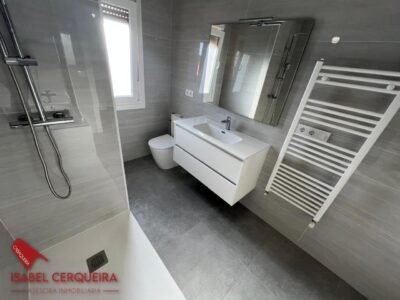 CHALET CON PISCINA, VIÑEDO, GRAN GARAJE Y CASA DE PIEDRA