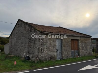 ¡SE VENDE EN FREÁS DA CANDA - PIÑOR (OURENSE)!