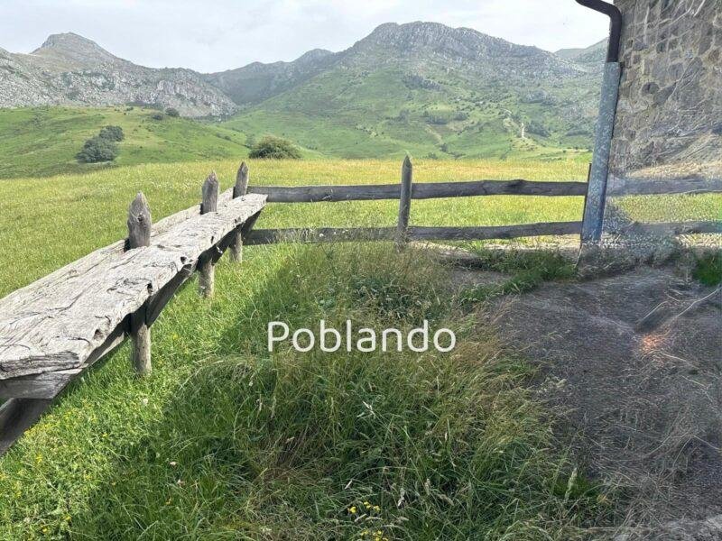 Cabaña de Montaña - Un refugio entre las nubes y los picos de Asturias