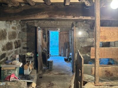 CASA DE PIEDRA PARA RESTAURAR – 244 m² EN DOS PLANTAS – CABEANCA (AYUNTAMIENTO DE OURENSE)