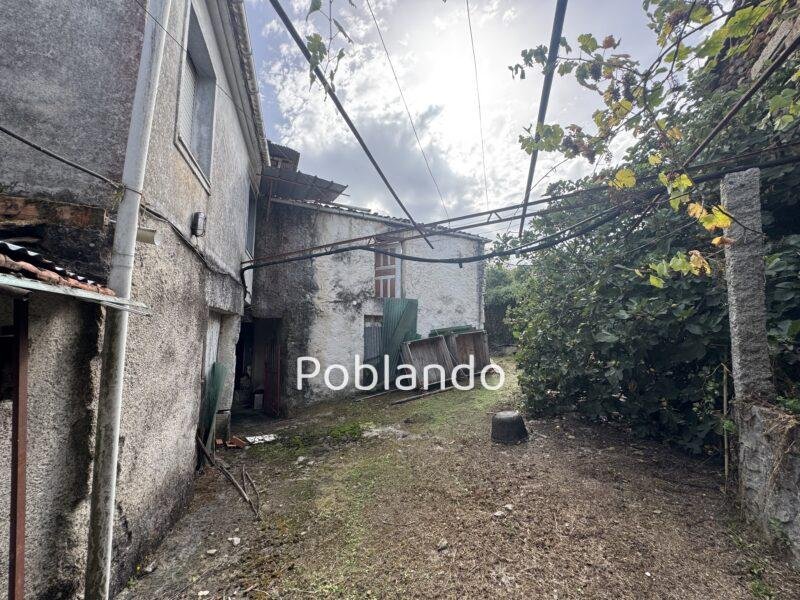 Casa de pueblo con solarium, patio y huerto