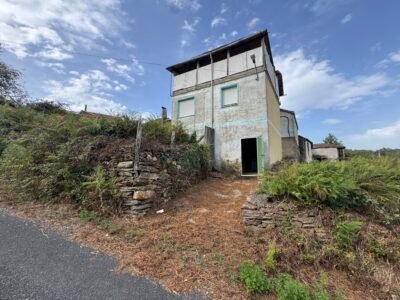 Casa de pueblo con solarium, patio y huerto