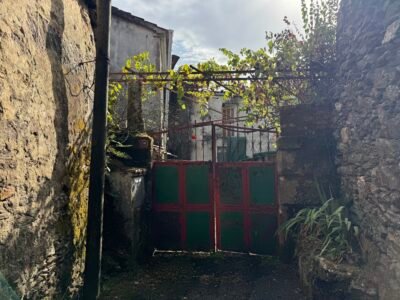Casa de pueblo con solarium, patio y huerto