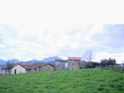Finca edificable Centro de Asturias.